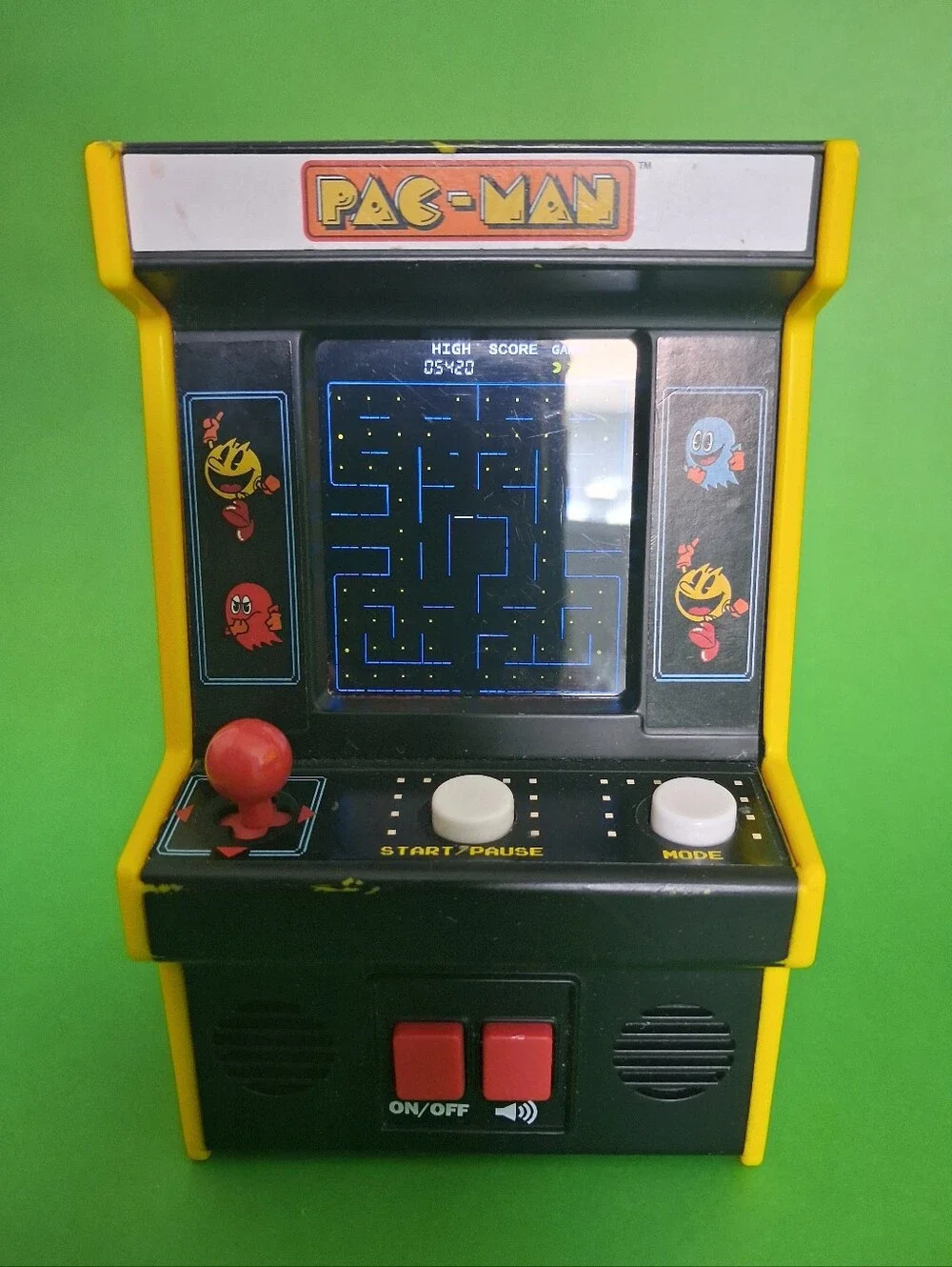 Pac-Man Mini Tabletop Arcade Game – Working LCD Retro Handheld ArcadeVintage